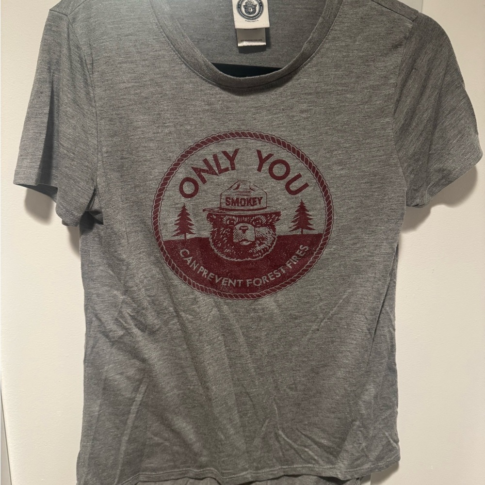 Jerry Leigh Official Smokey the Bear T-Shirt